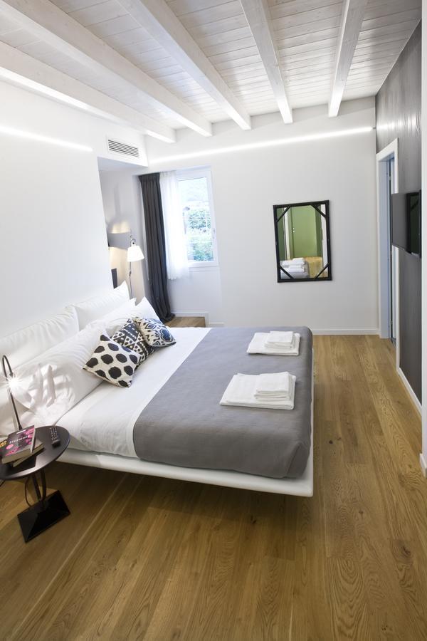 Manzoni 124 Bed&Relax Bed & Breakfast Esine Exterior photo