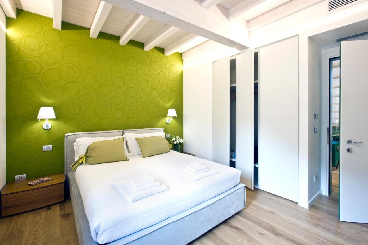 Manzoni 124 Bed&Relax Bed & Breakfast Esine Exterior photo